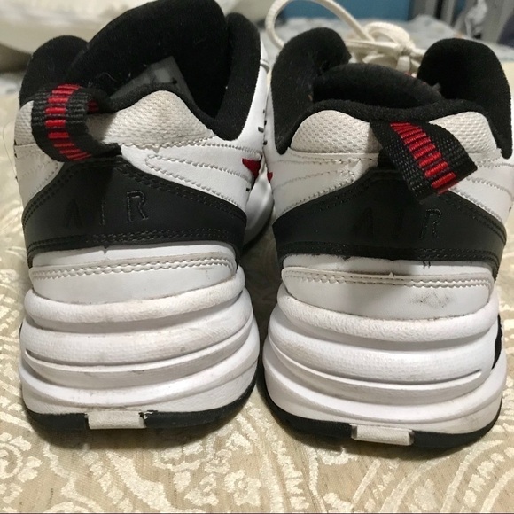 Nike Air Monarch IV Size 8.5 Men’s White/Black/Red Lifestyle Dad Sneaker - Picture 6 of 8